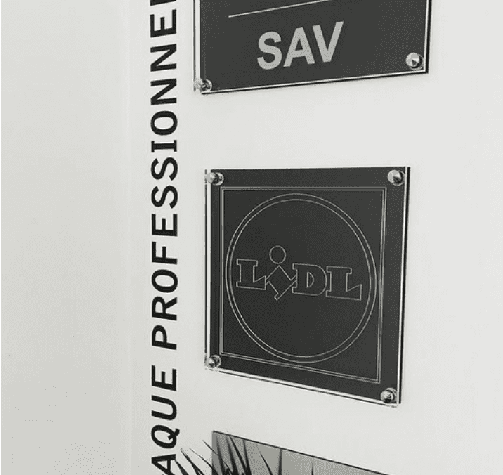 plaques proffesionnelles personalisee magasin agence gard occitanie Plaques professionnelles personnalisées en Occitanie magasin Gard Nimes