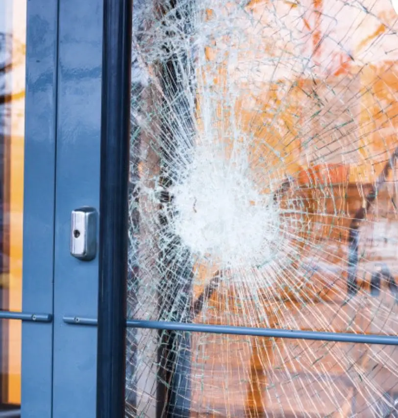 Film montrant une tentative d'infraction retarder par un film anti infraction Ales, Ganges.