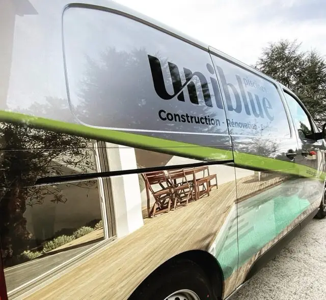 Semi covering vehicule marquage adhésif pour entreprise piscine occitanie Ganges